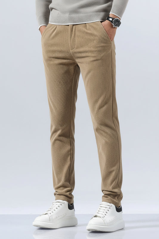 Pantalones de pana ajustados